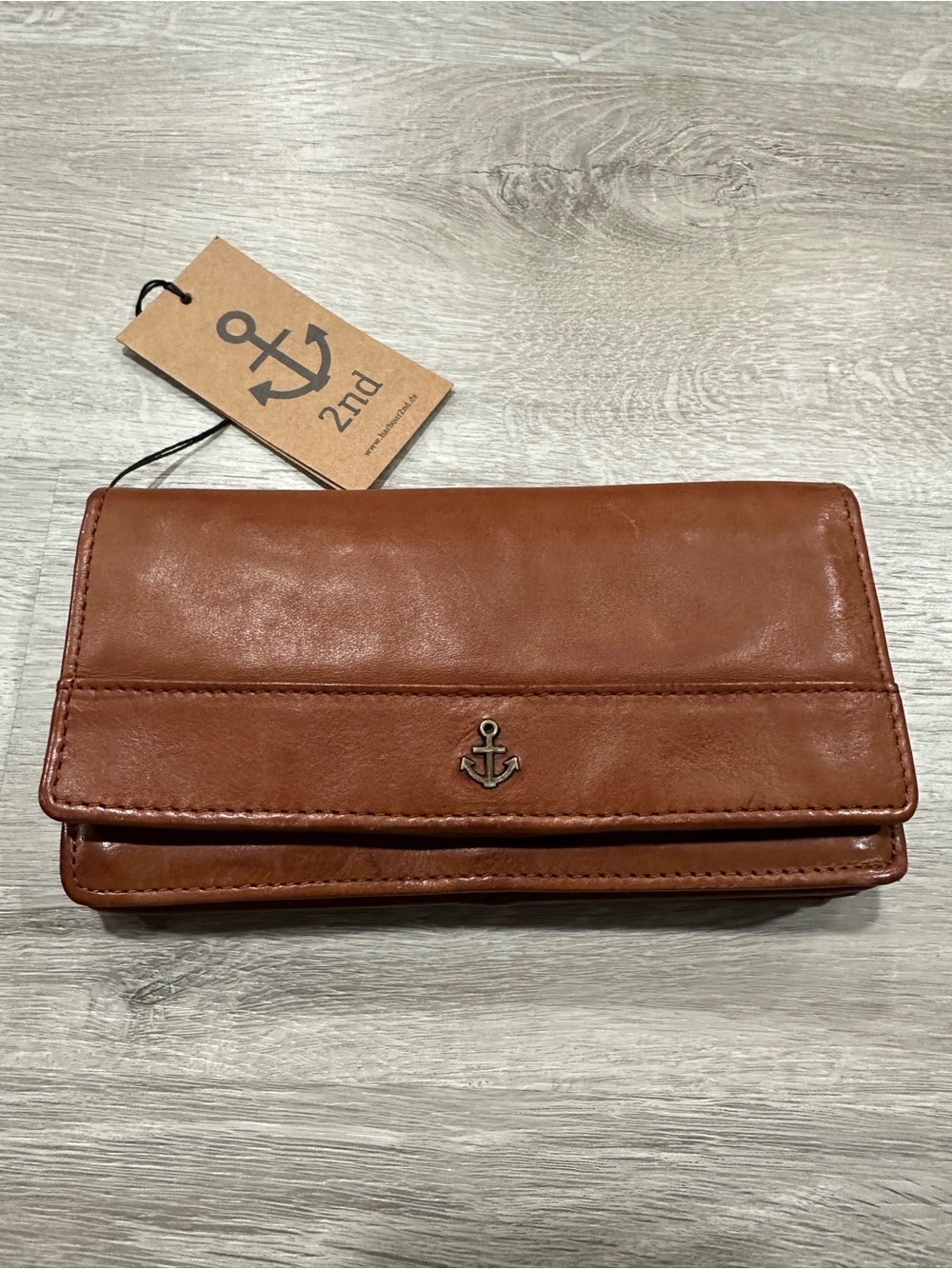 CH215 Brand New Genuine Leather Authentic Harbour 2nd Brown Wallet